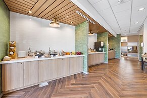 Fairfield by Marriott Inn & Suites San Francisco Airport Oyster Point 