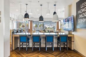 Fairfield by Marriott Inn & Suites San Francisco Airport Oyster Point 