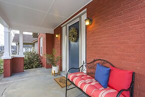 Red Nashville Beauty 3BD/2BT - 12Min from Downtown