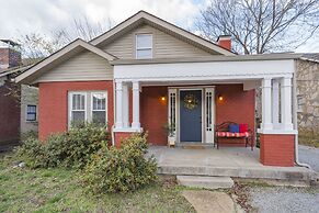 Red Nashville Beauty 3BD/2BT - 12Min from Downtown