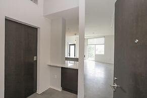 Unfurnished Condo | Amazing Layout with Balcony and In-building Storag