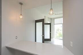 Unfurnished Condo | Amazing Layout with Balcony and In-building Storag