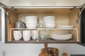 Sleek Furnished Modern Downtown Condo