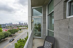 Sleek Furnished Modern Downtown Condo