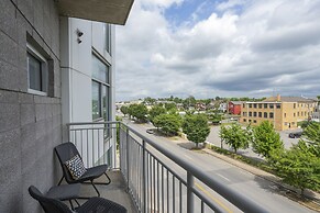 Sleek Furnished Modern Downtown Condo