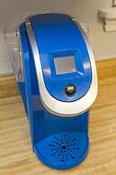 Nashville Chic | 10min from downtown!