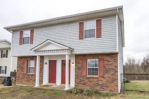 Nashville Chic | 10min from downtown!