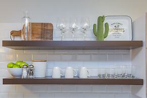 Quaint Music City Bungalow Retreat