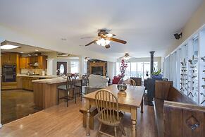 Grand Dream Vacation Home in Nashville 7+ beds!