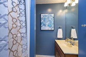 Grand Dream Vacation Home in Nashville 7+ beds!