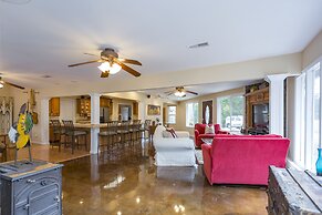 Grand Dream Vacation Home in Nashville 7+ beds!