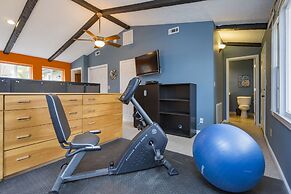 Grand Dream Vacation Home in Nashville 7+ beds!