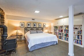 Grand Dream Vacation Home in Nashville 7+ beds!