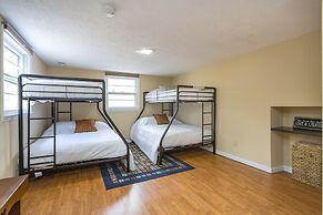 Grand Dream Vacation Home in Nashville 7+ beds!