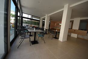 Spilos Gumuldur Hotel