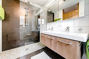 Mountain Lodge by A-Appartements