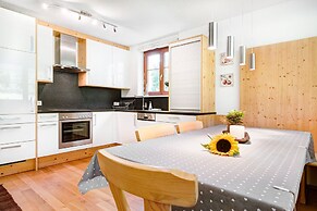 Mountain Lodge by A-Appartements