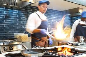 Parque Nereida Suites Hotel