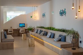 Parque Nereida Suites Hotel