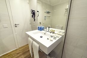 Parque Nereida Suites Hotel