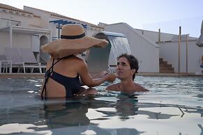 Parque Nereida Suites Hotel