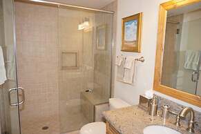 520 Cooper Ave E #305