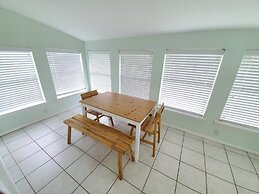 The Summer House - Upper
