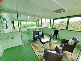 The Summer House - Upper