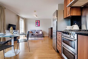Panoramic Docklands Home