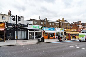 Spacious Clapham Home Near Brixton