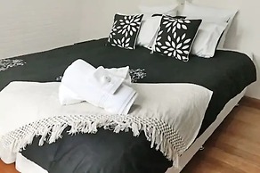 Secret Dream Location with WIFI and Wine