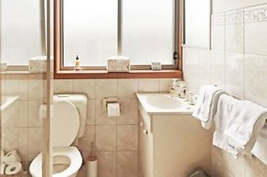 Secret Dream Location with WIFI and Wine