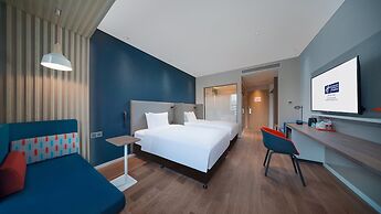 Holiday Inn Express Beijing Yizhuang Tongminghu by IHG