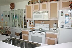 Family Friendly Villa 508 with 27 Hole Golf Course and Outdoor Pool by