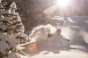 Large 3 Bedroom Bathroom In Mountaineer Square Condo - No Cleaning Fee