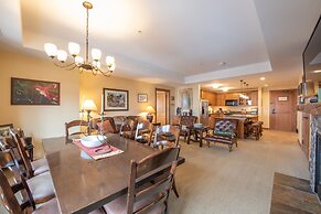 Large 3 Bedroom Bathroom In Mountaineer Square Condo - No Cleaning Fee