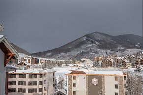 Large 3 Bedroom Bathroom In Mountaineer Square Condo - No Cleaning Fee