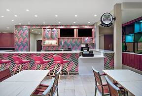 Holiday Inn Erie by IHG