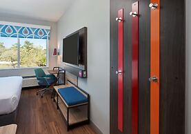 Tru by Hilton Jacksonville South Mandarin