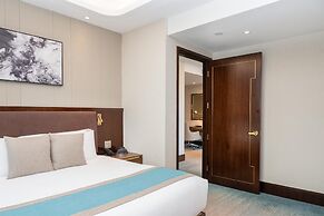 Blossom Hotel Houston, Curio Collection by Hilton