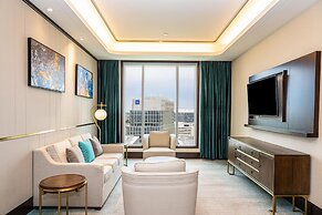 Blossom Hotel Houston, Curio Collection by Hilton