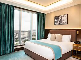 Blossom Hotel Houston, Curio Collection by Hilton