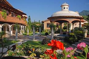 La Buena Vibra Wellness Resort & SPA