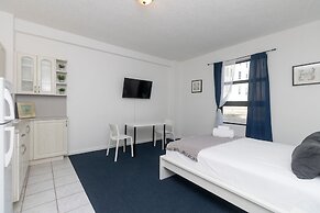 306 Studio Hollywood Beach