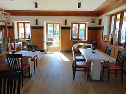 Hotel Heimfeld Cafe Restaurant