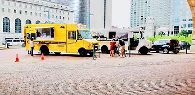 Abode Pittsburgh - Downtown Convention Center