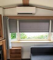 Beautiful 3-bed Caravan on Holiday Park