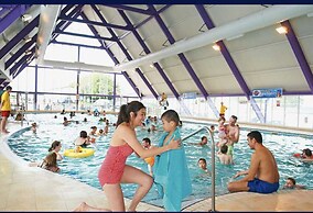 Beautiful 3-bed Caravan on Holiday Park