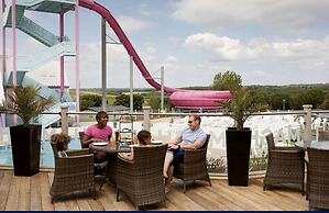 Beautiful 3-bed Caravan on Holiday Park