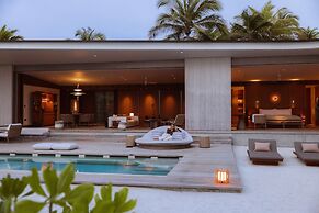 The Ritz-Carlton Maldives, Fari Islands